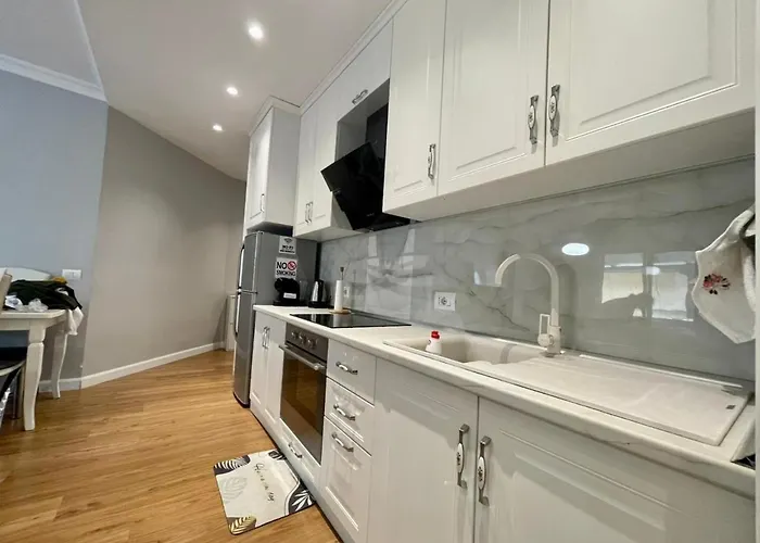 Central Apartment 2 Tirana-By Green Terrace